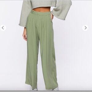 NEW Forever 21 high waisted pleated pants, Medium PG1112